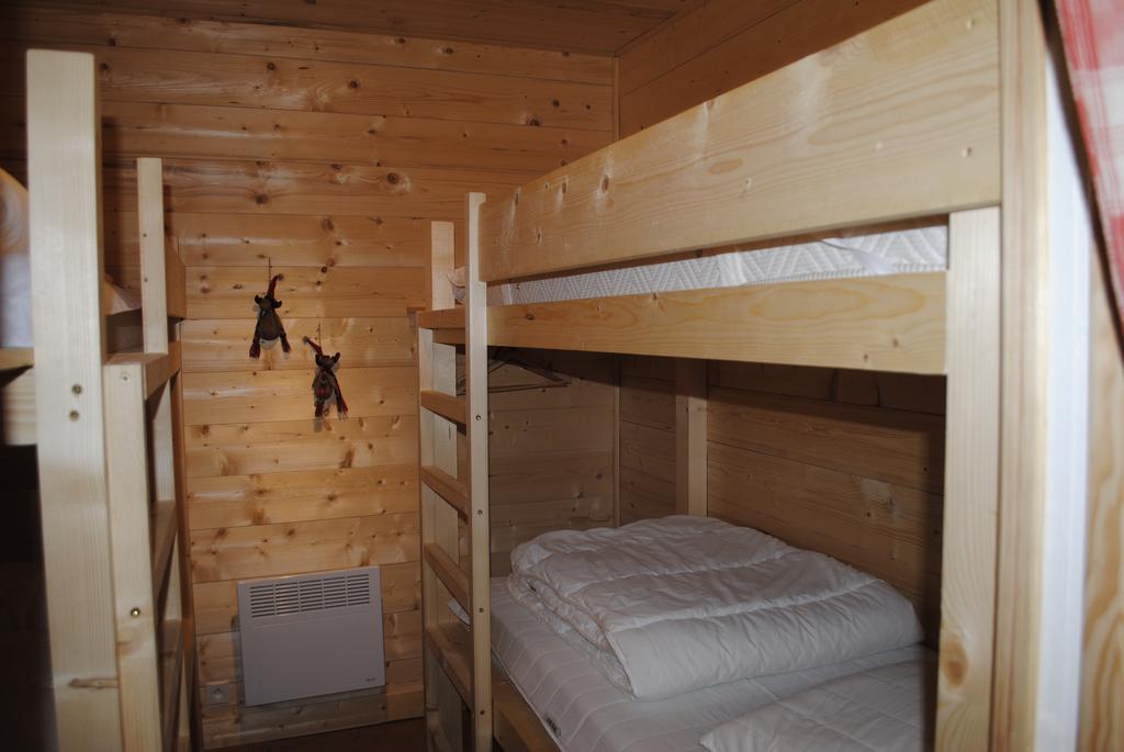 La Joubarde Lejlighed Lanslevillard Værelse billede